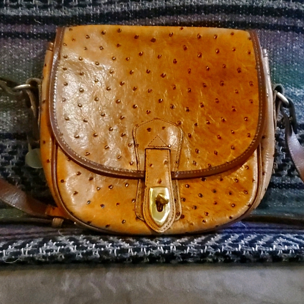 Dooney & Bourke crossbody